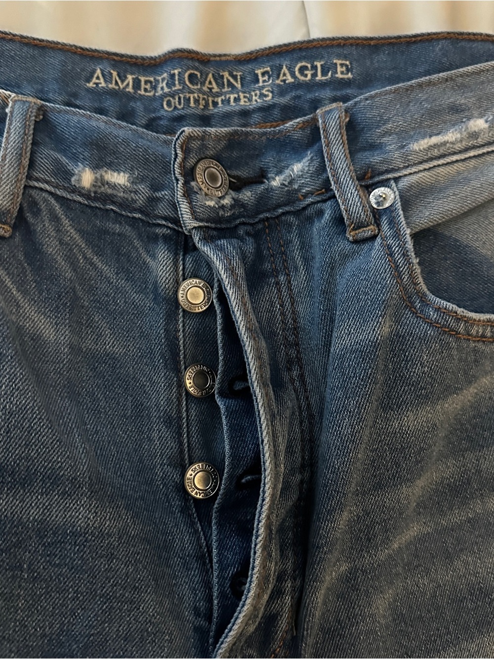American Eagle Outfitters Wide Legged Cropped Jeans - Picture 2 of 5